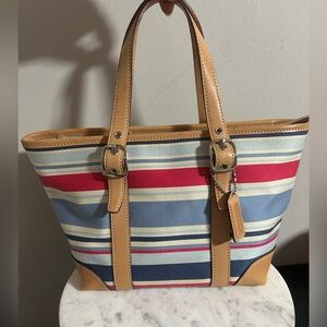 Vintage Coach Hampton
Multicolore Stripe Mini Tote Bag EUC